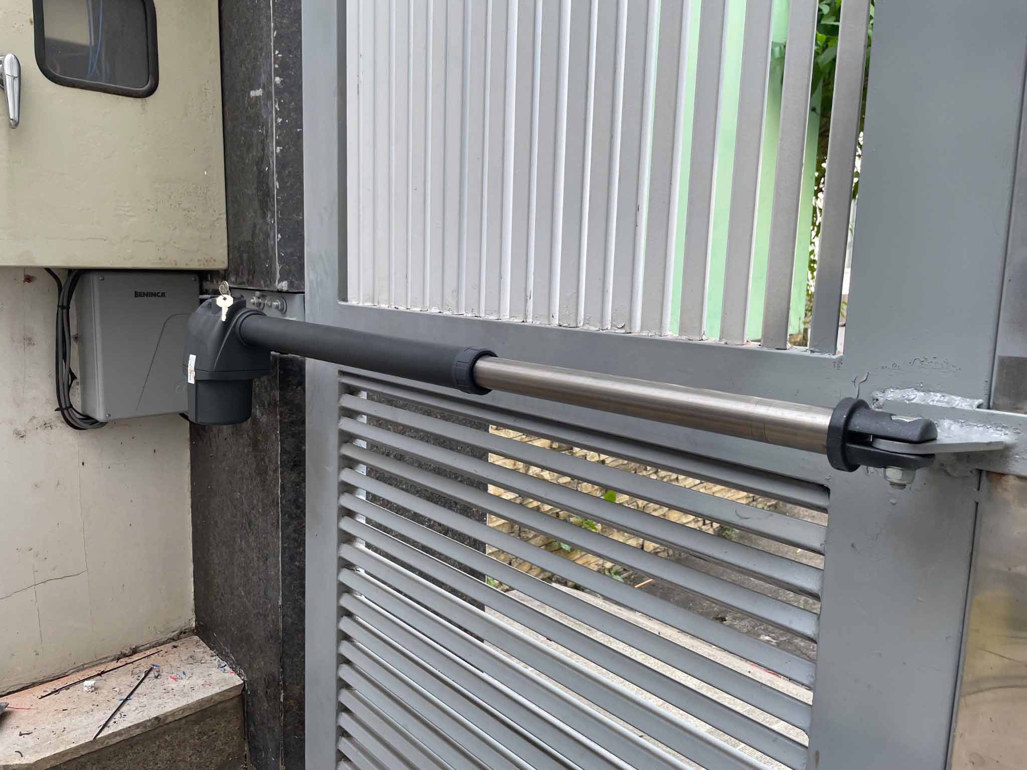 motor mở cửa cổng tự động tay đòn